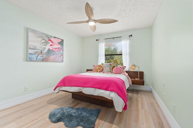 1904 NE Avenida Dracaena, Jensen Beach, FL 34957