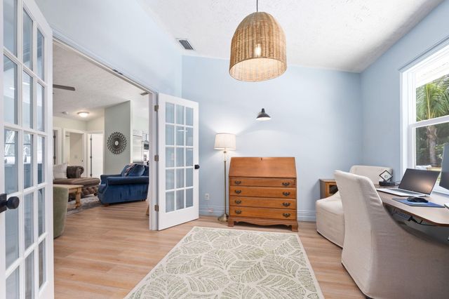 1904 NE Avenida Dracaena, Jensen Beach, FL 34957