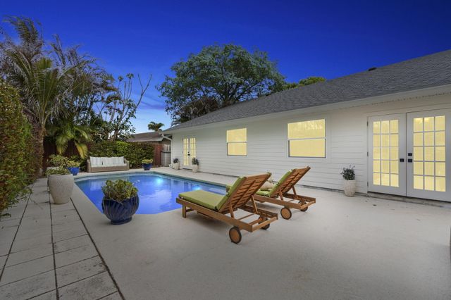 1904 NE Avenida Dracaena, Jensen Beach, FL 34957