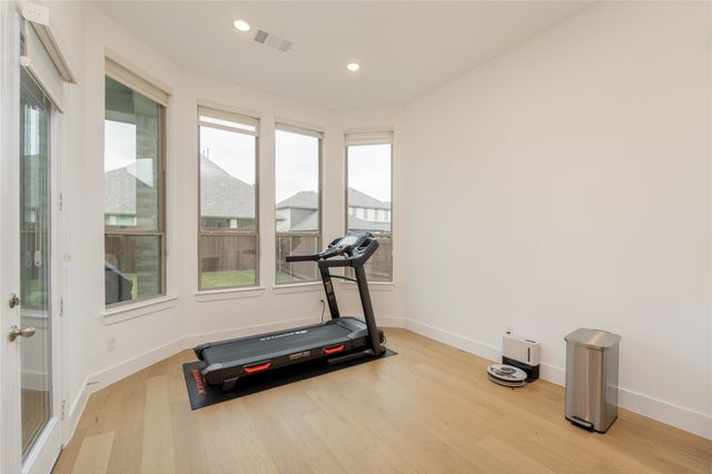 9415 Royal Forest Drive, Oak Point, TX 75068
