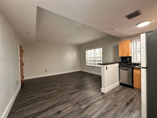 1542 Drexel Ave 107, Miami Beach, FL 33139