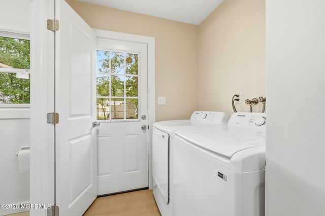 60 Woodland Road, Bayville, NJ 08721