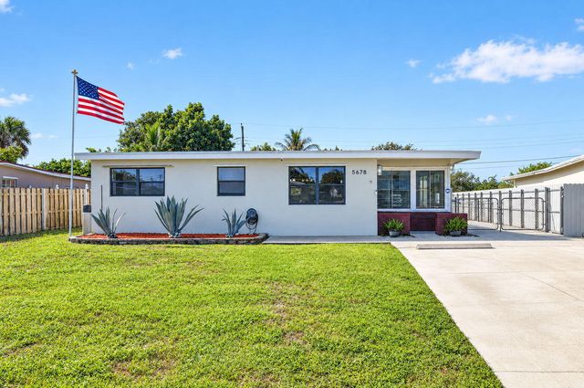 5678 Cinnamon Drive, West Palm Beach, FL 33415