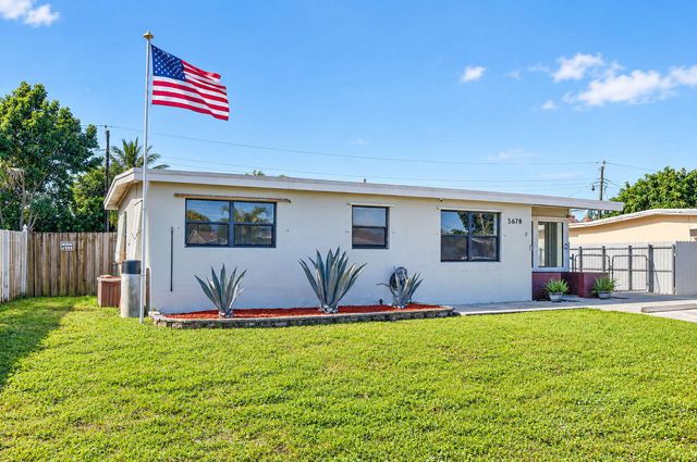 5678 Cinnamon Drive, West Palm Beach, FL 33415