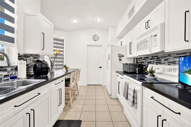 18730 SW 25th Court, Miramar, FL 33029