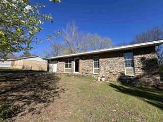 410 Downey Drive, Mountain View, AR 72560