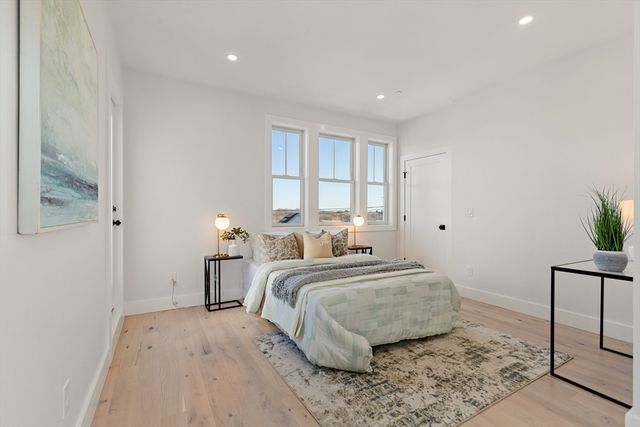 656 Mystic Ave B, Somerville, MA 02145