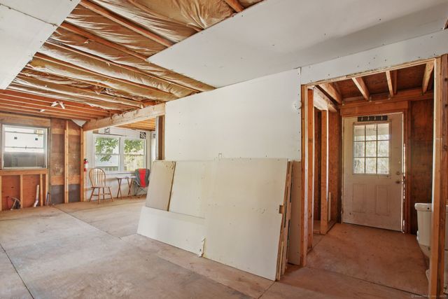 4 Fall Mountain Terrace, Plymouth, CT 06786