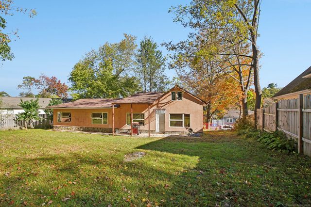 4 Fall Mountain Terrace, Plymouth, CT 06786