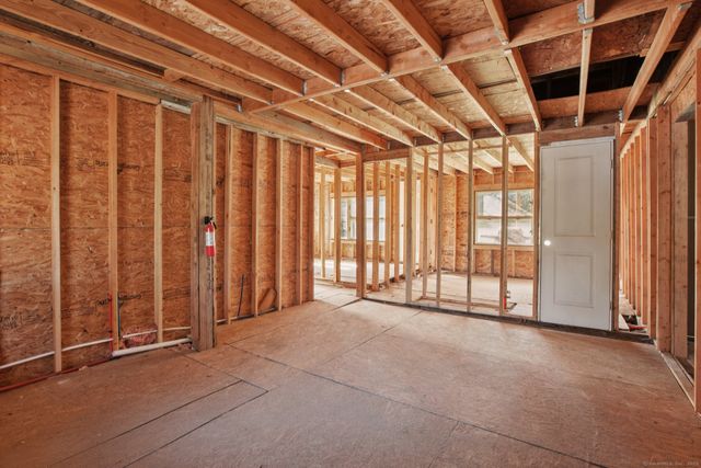 4 Fall Mountain Terrace, Plymouth, CT 06786