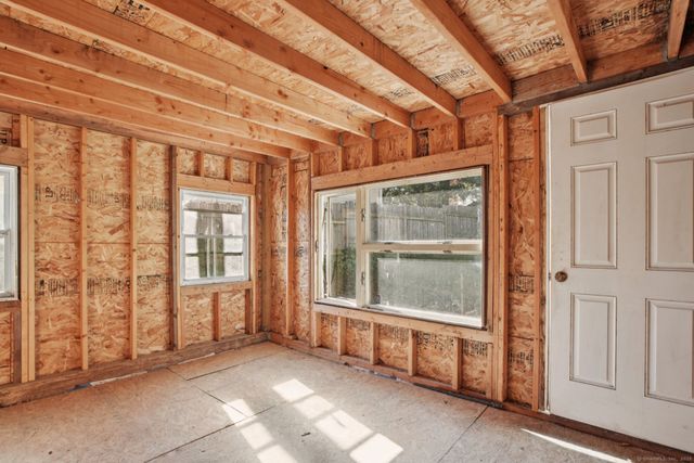 4 Fall Mountain Terrace, Plymouth, CT 06786