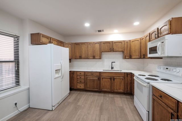 5438 Maple Vista, San Antonio, TX 78247