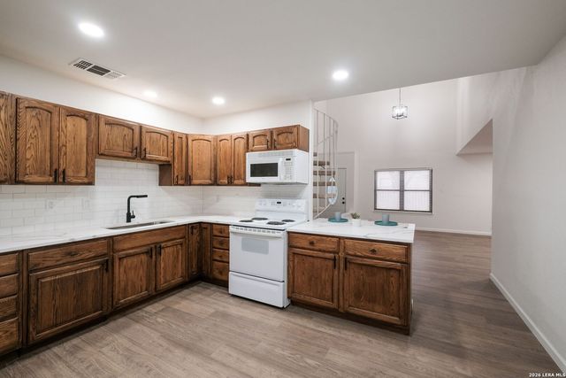 5438 Maple Vista, San Antonio, TX 78247