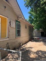 103 NEW YORK PL, San Antonio, TX 78214