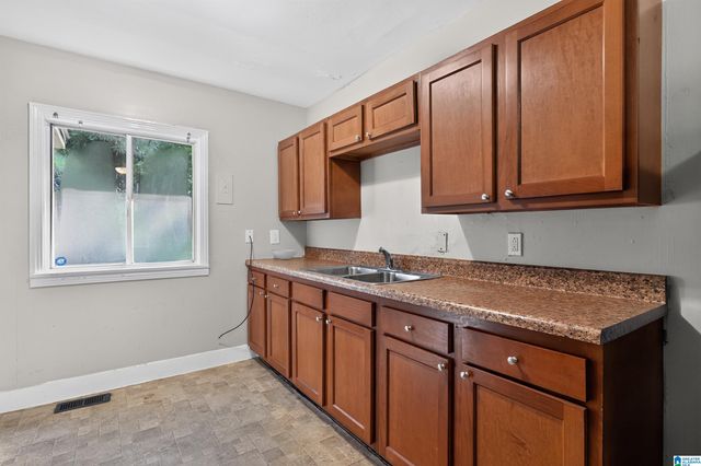 9801 VIRGINIANNA DRIVE, Birmingham, AL 35215