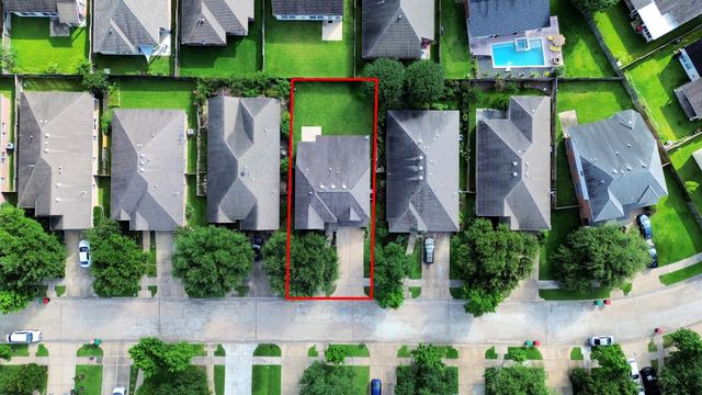 7030 Cornflower Lane, Katy, TX 77494