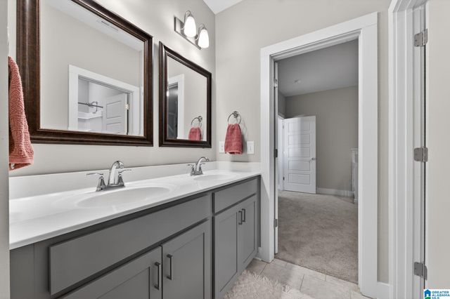 765 GRIFFIN PARK CIRCLE, Birmingham, AL 35242