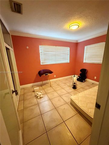 1581 SW 27th Ter, Fort Lauderdale, FL 33312