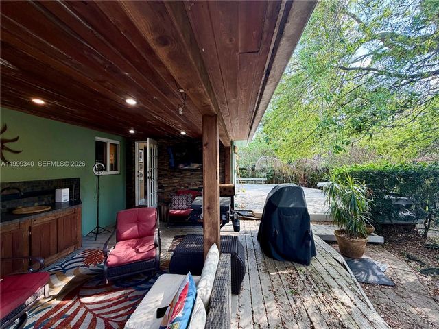 1581 SW 27th Ter, Fort Lauderdale, FL 33312