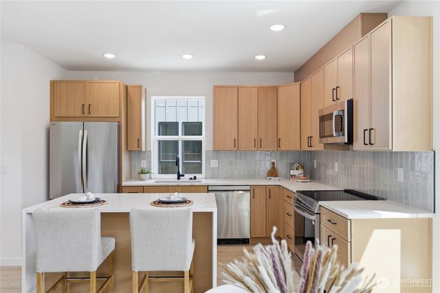 5716 NE 65th Street, Seattle, WA 98115