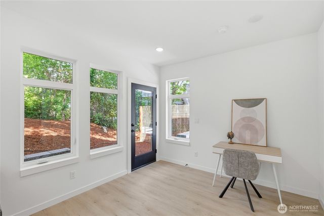 5716 NE 65th Street, Seattle, WA 98115
