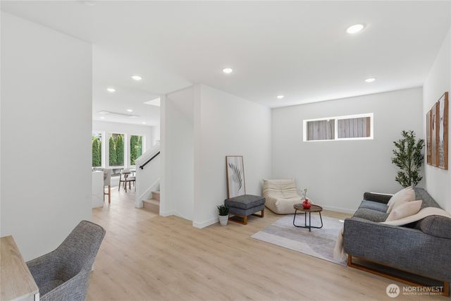 5716 NE 65th Street, Seattle, WA 98115