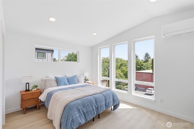 5716 NE 65th Street, Seattle, WA 98115