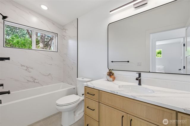 5716 NE 65th Street, Seattle, WA 98115