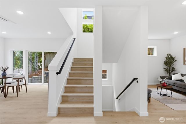 5716 NE 65th Street, Seattle, WA 98115