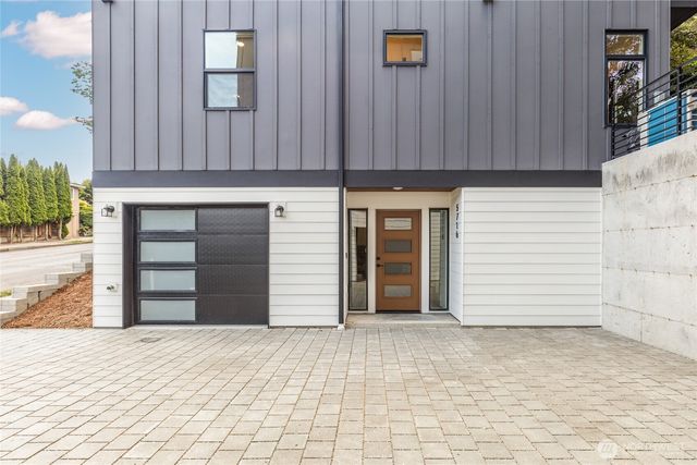 5716 NE 65th Street, Seattle, WA 98115