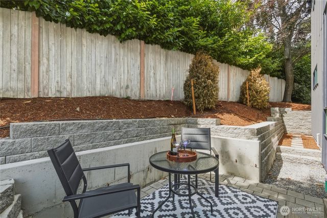 5716 NE 65th Street, Seattle, WA 98115