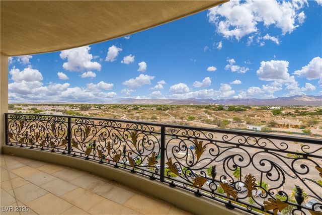 9103 Alta Drive 701, Las Vegas, NV 89145