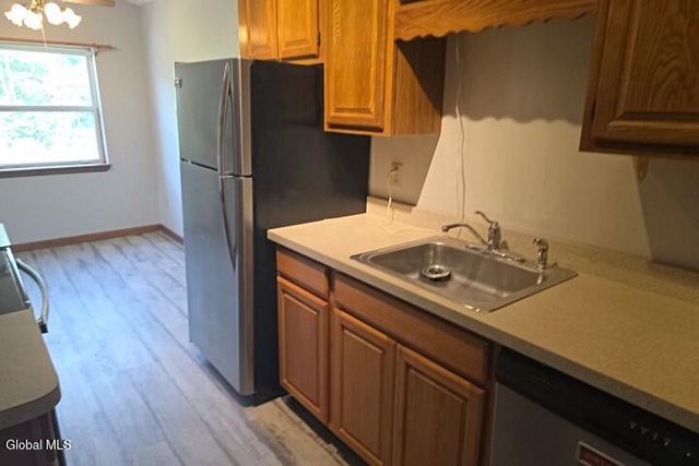 1102 Cambridge Manor Drive 2, Scotia, NY 12302