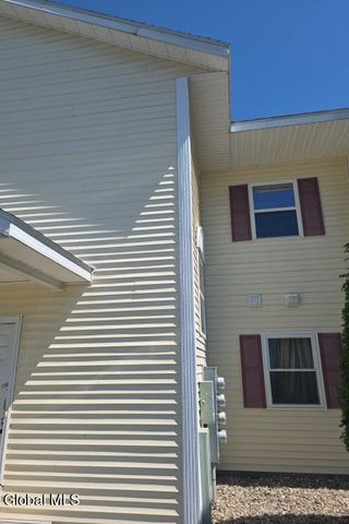 1102 Cambridge Manor Drive 2, Scotia, NY 12302
