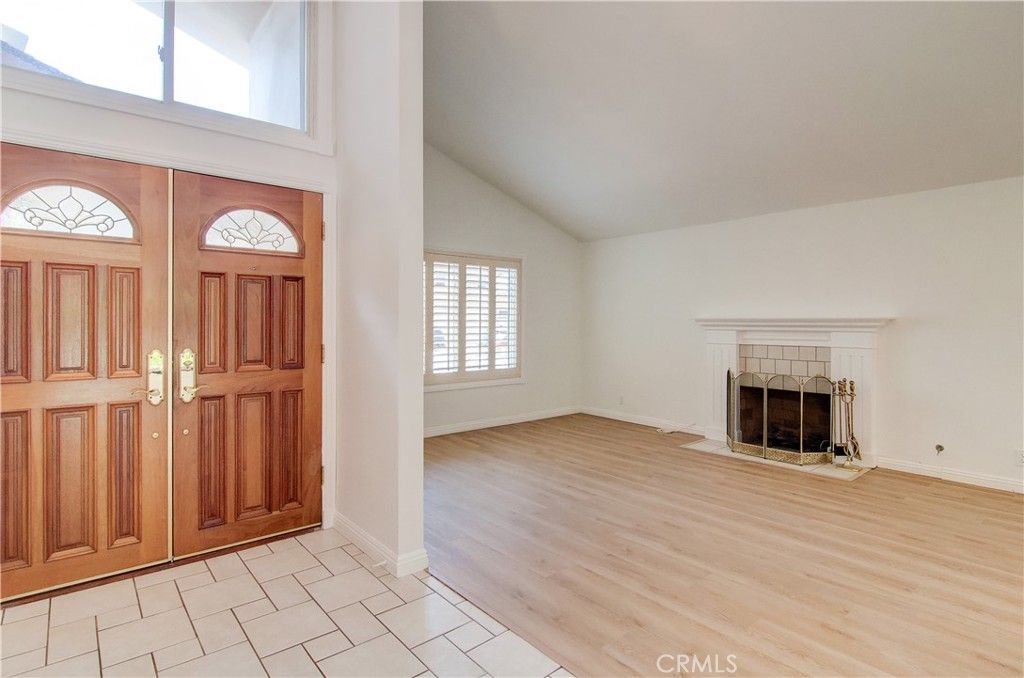 Image 15 of property listing at 4309 Dogwood Avenue, Seal Beach, CA 90740