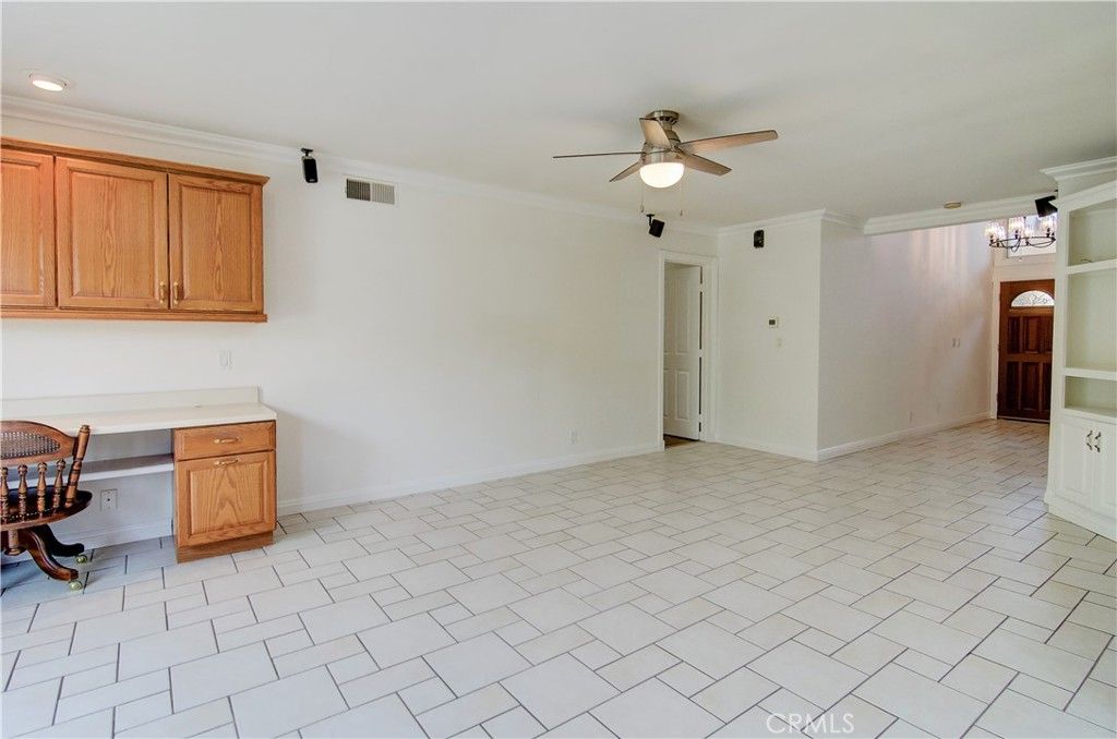 Image 22 of property listing at 4309 Dogwood Avenue, Seal Beach, CA 90740