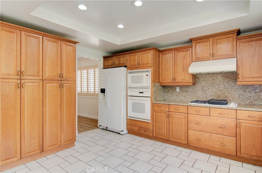 Image 24 of property listing at 4309 Dogwood Avenue, Seal Beach, CA 90740