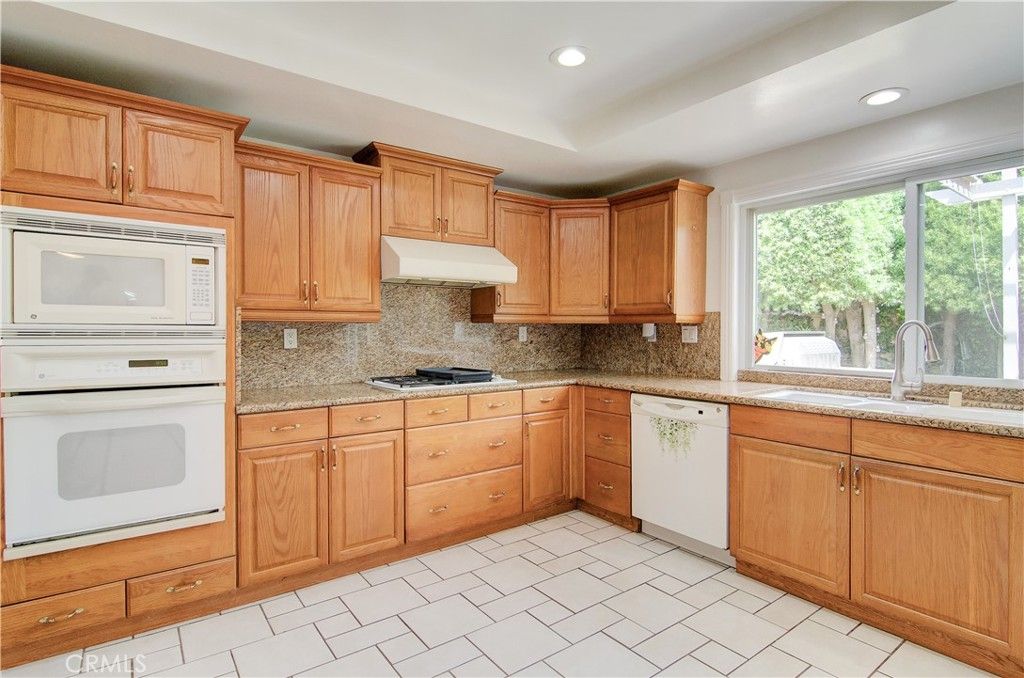 Image 26 of property listing at 4309 Dogwood Avenue, Seal Beach, CA 90740