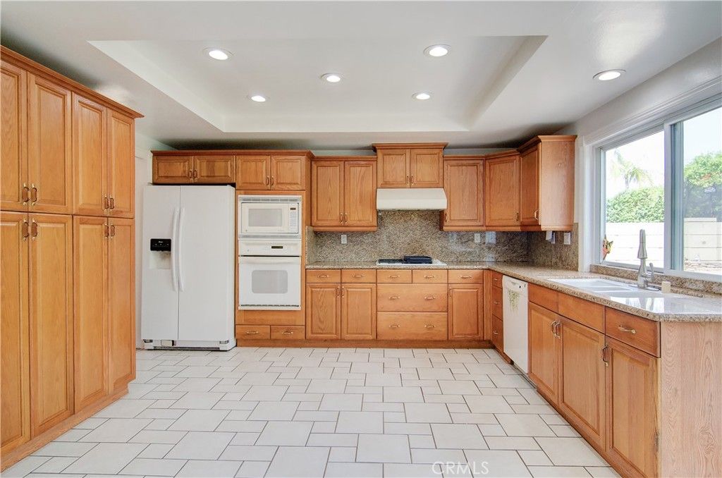 Image 4 of property listing at 4309 Dogwood Avenue, Seal Beach, CA 90740