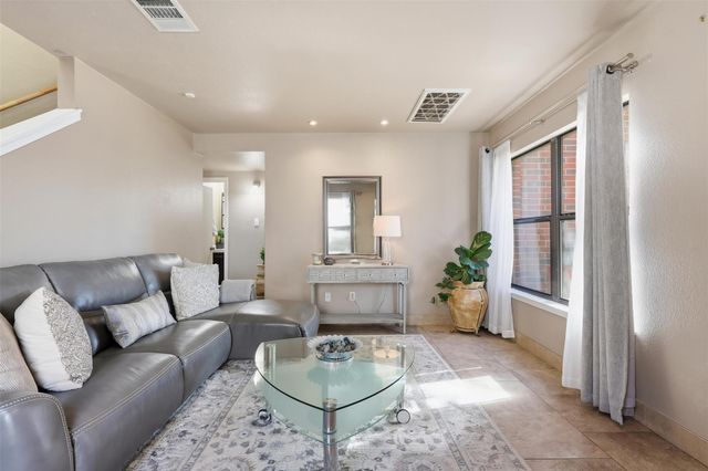 13112 Dearbonne DR, Del Valle, TX 78617