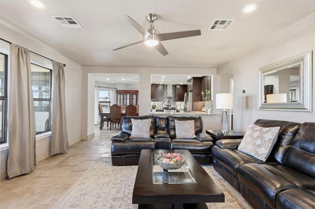 13112 Dearbonne DR, Del Valle, TX 78617