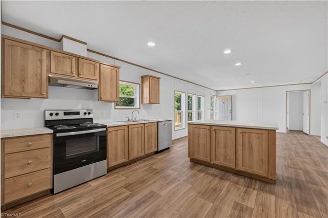 3785 Rockford Road, Dobson, NC 27017