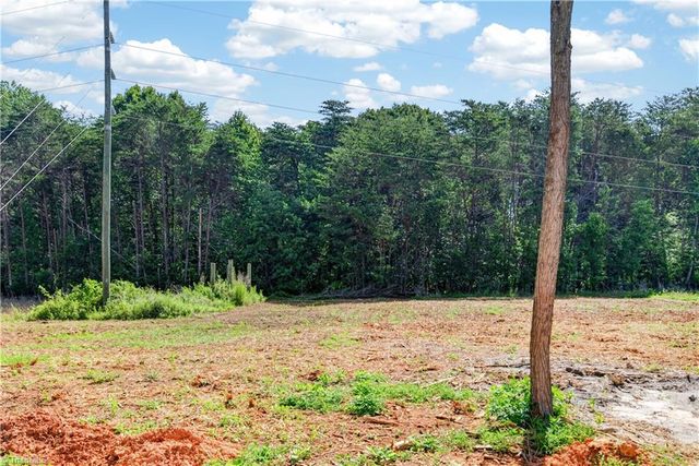 3785 Rockford Road, Dobson, NC 27017