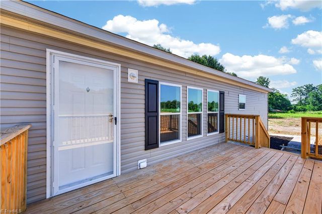 3785 Rockford Road, Dobson, NC 27017