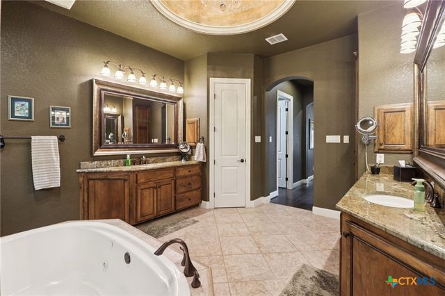 10411 Eiche Circle, New Braunfels, TX 78132