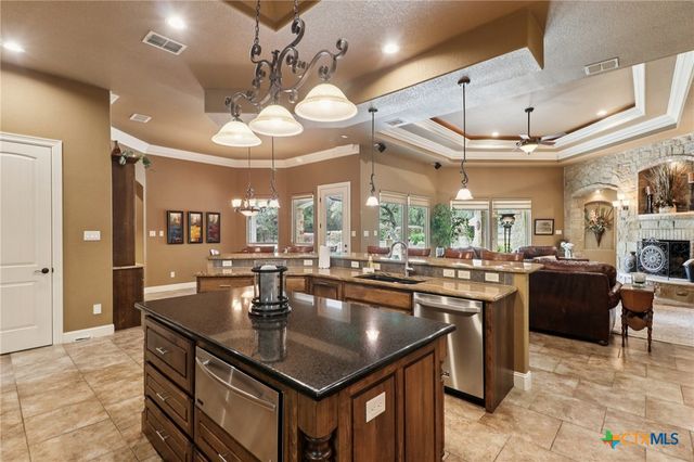 10411 Eiche Circle, New Braunfels, TX 78132