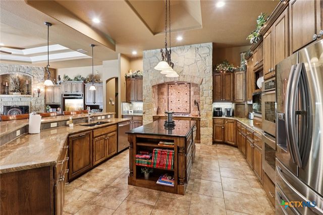 10411 Eiche Circle, New Braunfels, TX 78132