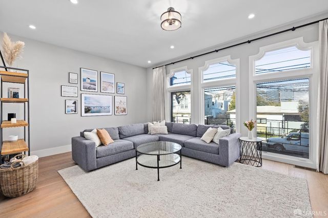 2155 Greenwich Street, San Francisco, CA 94123