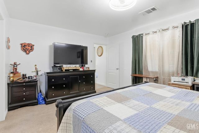 7115 Santana Sun Drive, Bakersfield, CA 93313