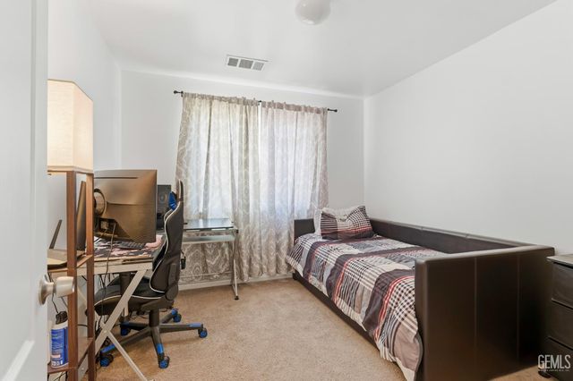 7115 Santana Sun Drive, Bakersfield, CA 93313